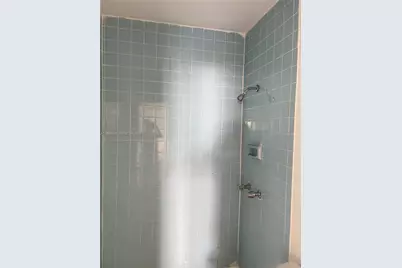 3675 W 11th Ave #320, Hialeah, FL 33012 - Photo 11