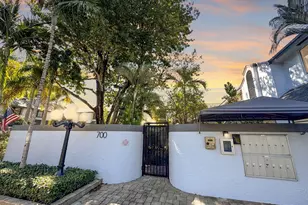 700 SE 14th St, Fort Lauderdale, FL 33316 - Photo 1