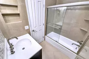 700 SE 14th St, Fort Lauderdale, FL 33316 - Photo 35