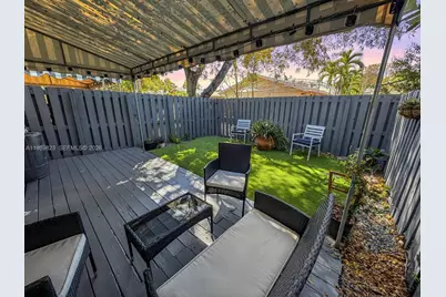 700 SE 14th St #G, Fort Lauderdale, FL 33316 - Photo 37