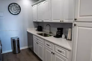 1208 Marine Way, North Palm Beach, FL 33408 - Photo 7