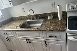 9260 Bay Harbor Terrace, Bay Harbor Islands, FL 33154 - Photo 5