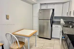 20515 E Country Club Dr, Aventura, FL 33180 - Photo 11