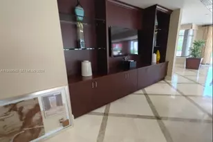 20000 E Country Club Dr, Aventura, FL 33180 - Photo 23