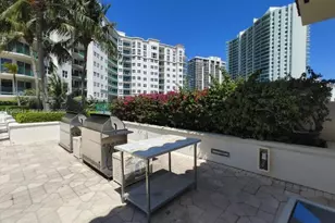 20000 E Country Club Dr, Aventura, FL 33180 - Photo 25