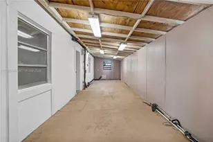 17831 NE 13th Ave, North Miami Beach, FL 33162 - Photo 13