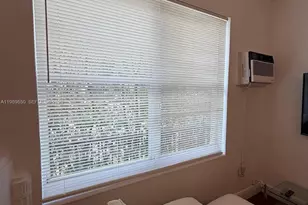 1525 Meridian Ave, Miami Beach, FL 33139 - Photo 11