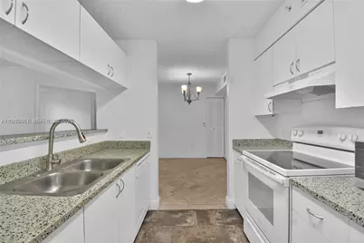 12160 Saint Andrews Pl #205, Miramar, FL 33025 - Photo 5