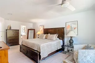 310 14th St SE, Naples, FL 34117 - Photo 9