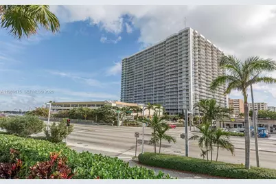 7601 E Treasure Dr #1924, North Bay Village, FL 33141 - Photo 29