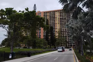 290 174th St, Sunny Isles Beach, FL 33160 - Photo 3