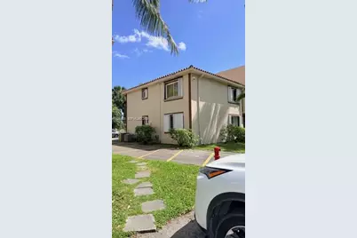 511 NW 82nd Ave #409, Miami, FL 33126 - Photo 17