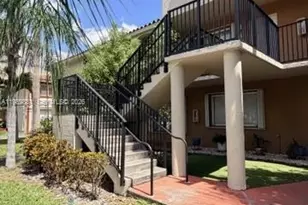 511 NW 82nd Ave, Miami, FL 33126 - Photo 3