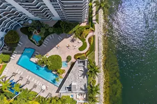 3600 Mystic Pointe Dr, Aventura, FL 33180 - Photo 17