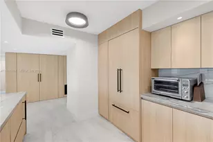 1800 Sunset Harbour Dr, Miami Beach, FL 33139 - Photo 11