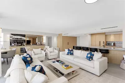 1800 Sunset Harbour Dr #1102/4, Miami Beach, FL 33139 - Photo 3