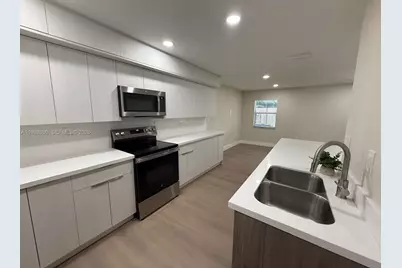 16432 SW 47th Ter, Miami, FL 33185 - Photo 9