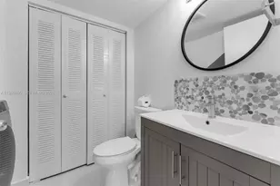 14210 SW 94th Cir Ln, Miami, FL 33186 - Photo 13