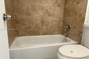 10500 SW 108th Ave, Miami, FL 33176 - Photo 5