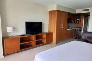 50 Biscayne Blvd, Miami, FL 33132 - Photo 7