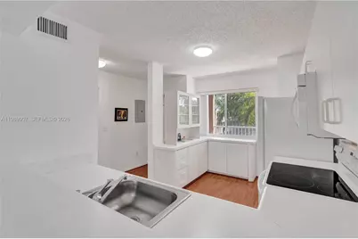 9511 Weldon Cir #G306, Tamarac, FL 33321 - Photo 5