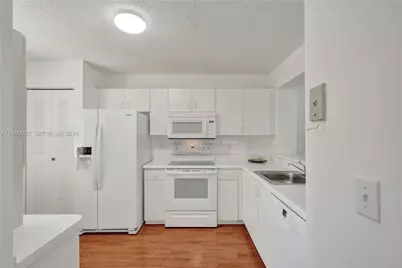 9511 Weldon Cir #G306, Tamarac, FL 33321 - Photo 7