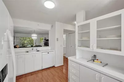 9511 Weldon Cir #G306, Tamarac, FL 33321 - Photo 7