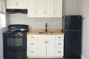 1430 NW 7th St, Fort Lauderdale, FL 33311 - Photo 11
