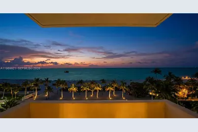 2899 Collins Ave #847, Miami Beach, FL 33140 - Photo 17