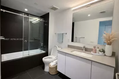 1600 NE 1st Ave #1210, Miami, FL 33132 - Photo 9