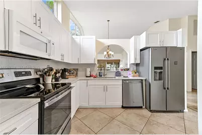 401 Sabal Palm Ln #401, Palm Beach Gardens, FL 33418 - Photo 9