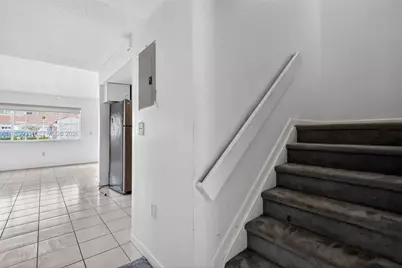 6802 NW 166th Ter #602, Miami Lakes, FL 33014 - Photo 5