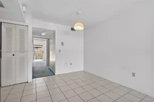 6802 NW 166th Terrace, Miami Lakes, FL 33014 - Photo 17