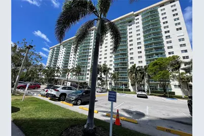 19390 Collins Ave #1405, Sunny Isles Beach, FL 33160 - Photo 53