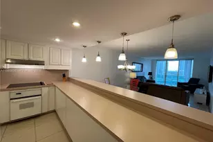 19390 Collins Ave, Sunny Isles Beach, FL 33160 - Photo 27