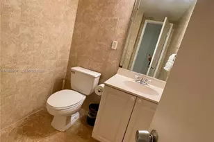 19390 Collins Ave, Sunny Isles Beach, FL 33160 - Photo 33