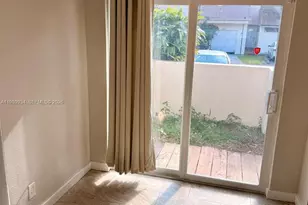 833 NW 81st Terrace, Plantation, FL 33324 - Photo 5