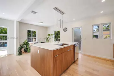 830 NE 72nd St, Miami, FL 33138 - Photo 13