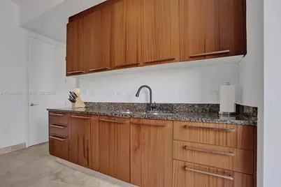 16001 Collins Ave #805, Sunny Isles Beach, FL 33160 - Photo 15