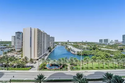 16001 Collins Ave #805, Sunny Isles Beach, FL 33160 - Photo 31