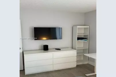 3300 NE 191st St #1706, Aventura, FL 33180 - Photo 3
