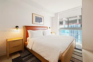 11 NE 26th St, Miami, FL 33132 - Photo 15