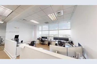 175 SW 7th St #1612, Miami, FL 33130 - Photo 3