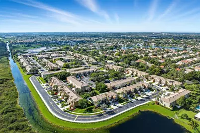 15462 NW 14th Ct, Pembroke Pines, FL 33028 - Photo 35