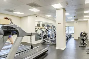 2333 Brickell Ave, Miami, FL 33129 - Photo 9