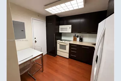 2333 Brickell Ave #2614, Miami, FL 33129 - Photo 21