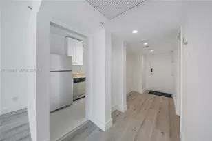 100 Lincoln Rd, Miami Beach, FL 33139 - Photo 7