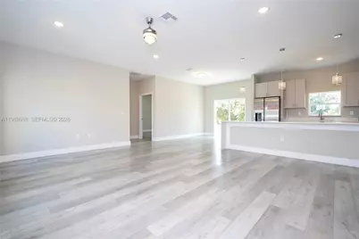 7916 Granada Rd, Sebring, FL 33876 - Photo 9