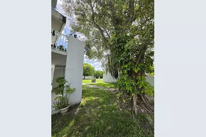 1990 NW 4th Ct #7, Miami, FL 33136 - Photo 19