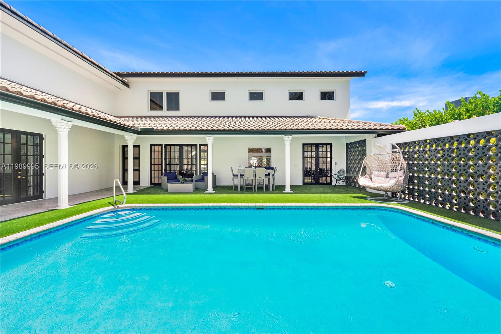 472 Sunset Dr - 472 Sunset Dr, Hallandale Beach, FL 33009 Luxury Property | Jose Angel Pina